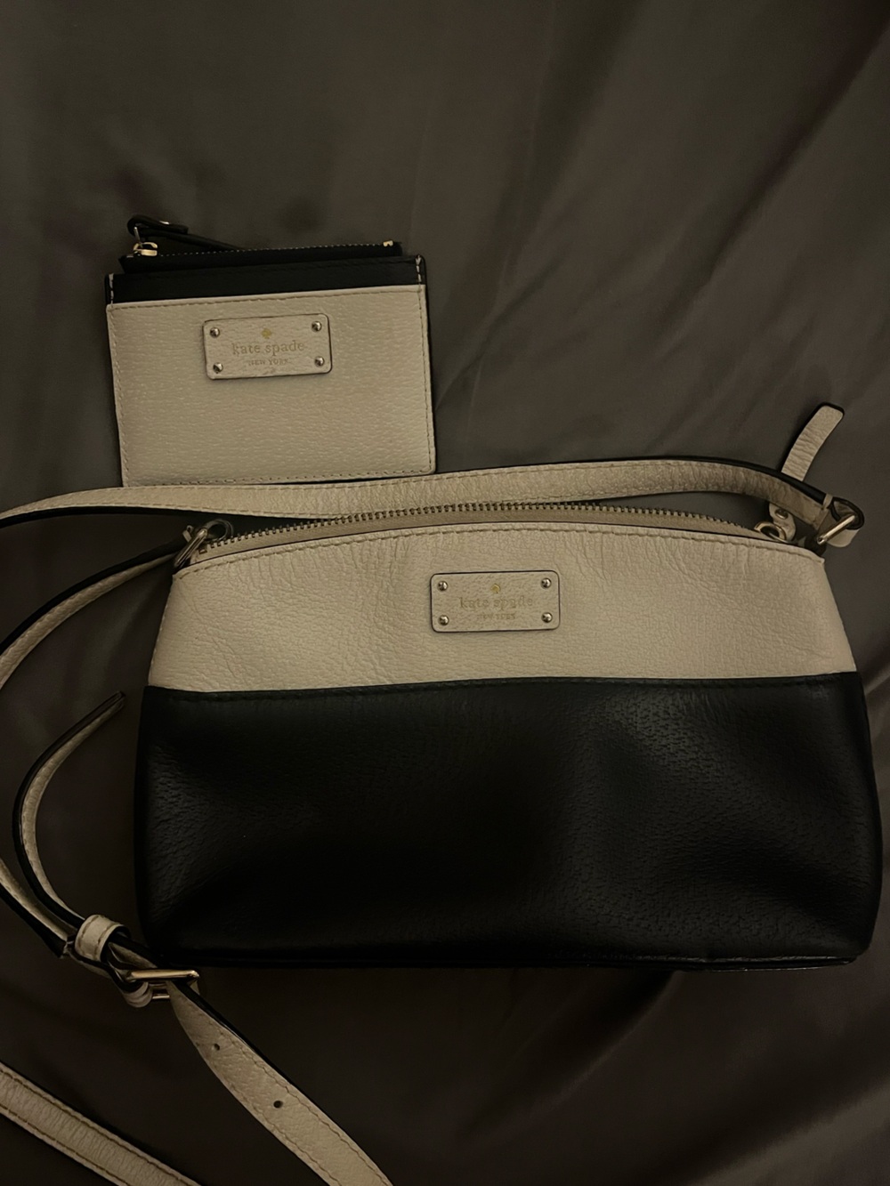 Kate Spade Crossbody and Matching Wallet 💙🤍💙
